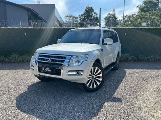 MITSUBISHI PAJERO FULL 3.2 HPE 4X4 16V TURBO INTERCOOLER DIESEL 4P AUTOMÁTICO